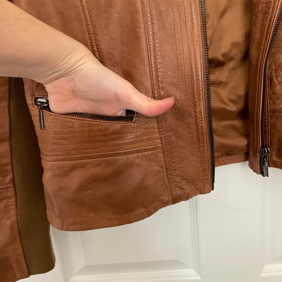Bernardo Brown Leather Jacket - Women’s Large - Picture 7 of 7